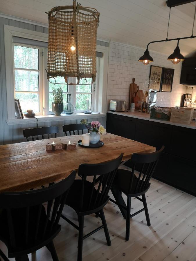Smedjan Cottage 恩科平 外观 照片